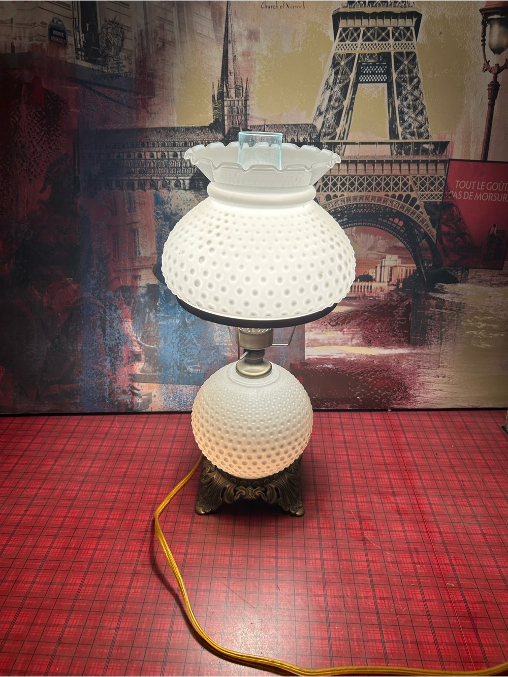 VTG Hobnail Ruffled Top Milk Glass Hurricane Lamp  whit chimney 3 ways